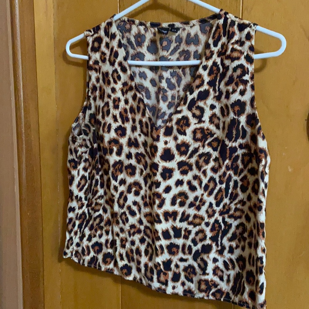 ✨3 for $20✨ Leopard tank